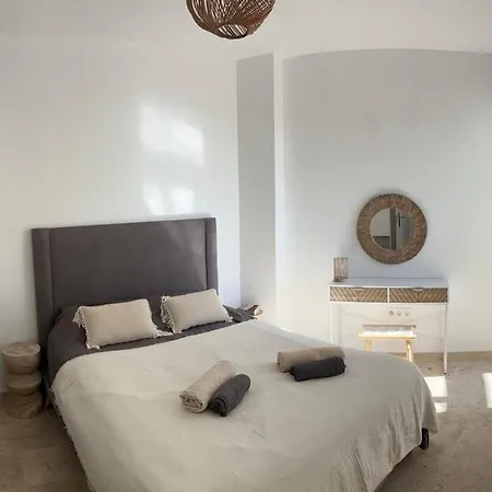 Apartment Blue View With 2 Bedroom And Swimming Pool
